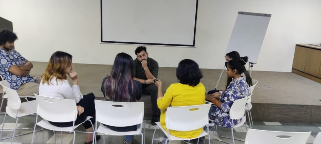 Interactive Group Mentorship